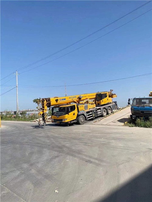 磴口县吊车作业时，可能会产生哪些额外收费项目？