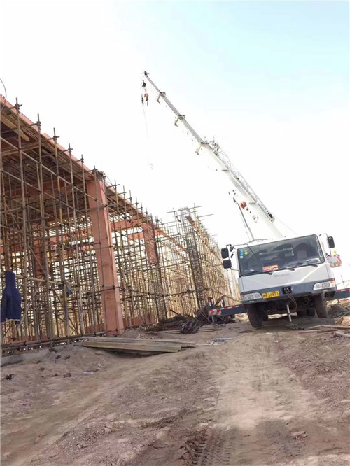 磴口县吊车作业的安全注意事项有哪些？