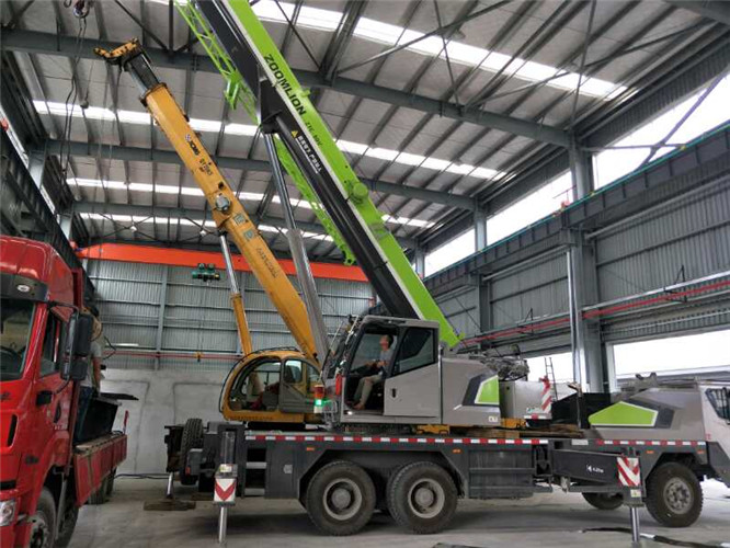 磴口县高空车出租需要注意哪些安全事项？