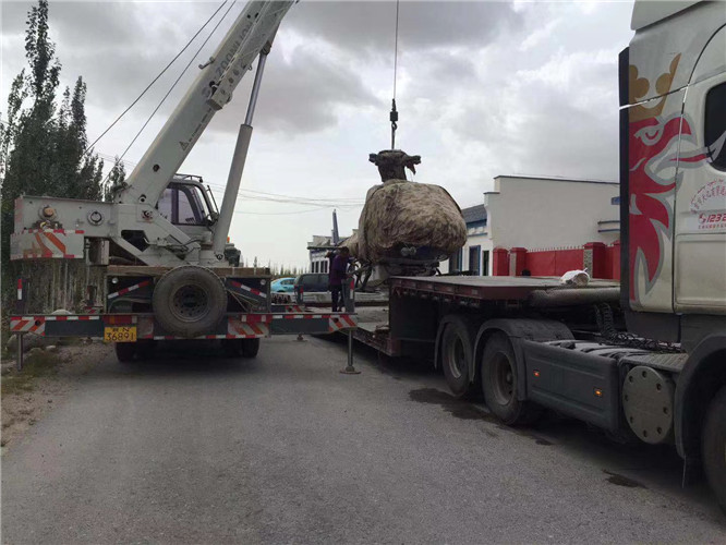 磴口县狭窄场地（如小区、车间）适合用哪种吊车？